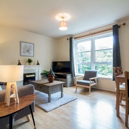 Bright & Tranquil Apartment Near City Centre With Free Parking! Edinburgh Eksteriør bilde