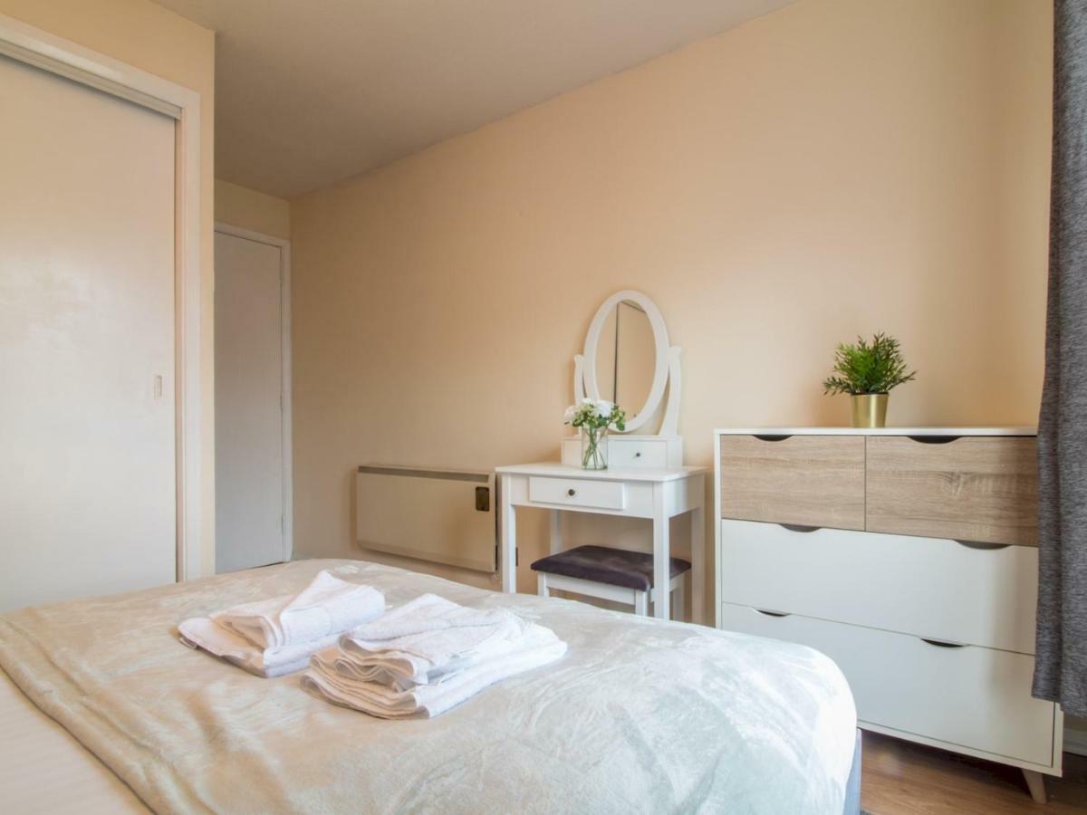 Bright & Tranquil Apartment Near City Centre With Free Parking! Edinburgh Eksteriør bilde
