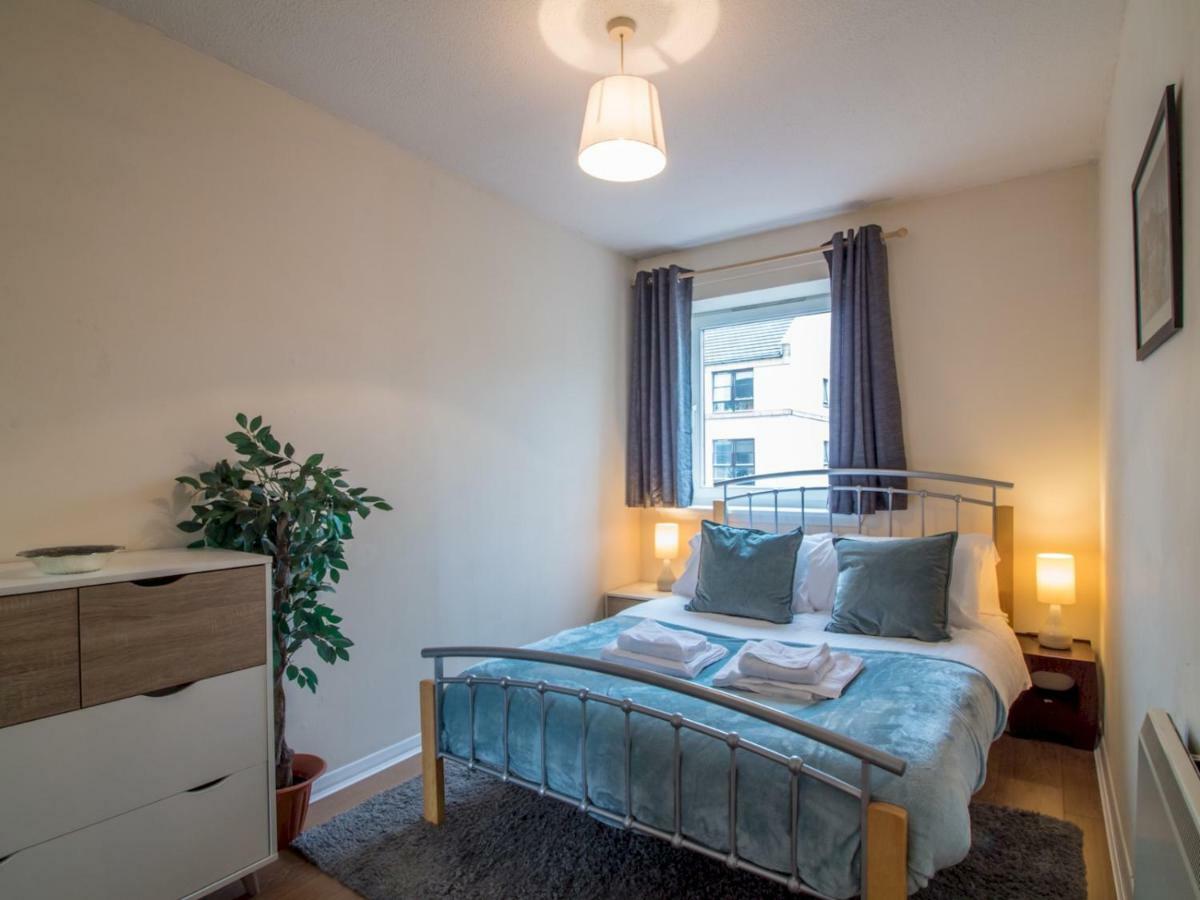 Bright & Tranquil Apartment Near City Centre With Free Parking! Edinburgh Eksteriør bilde