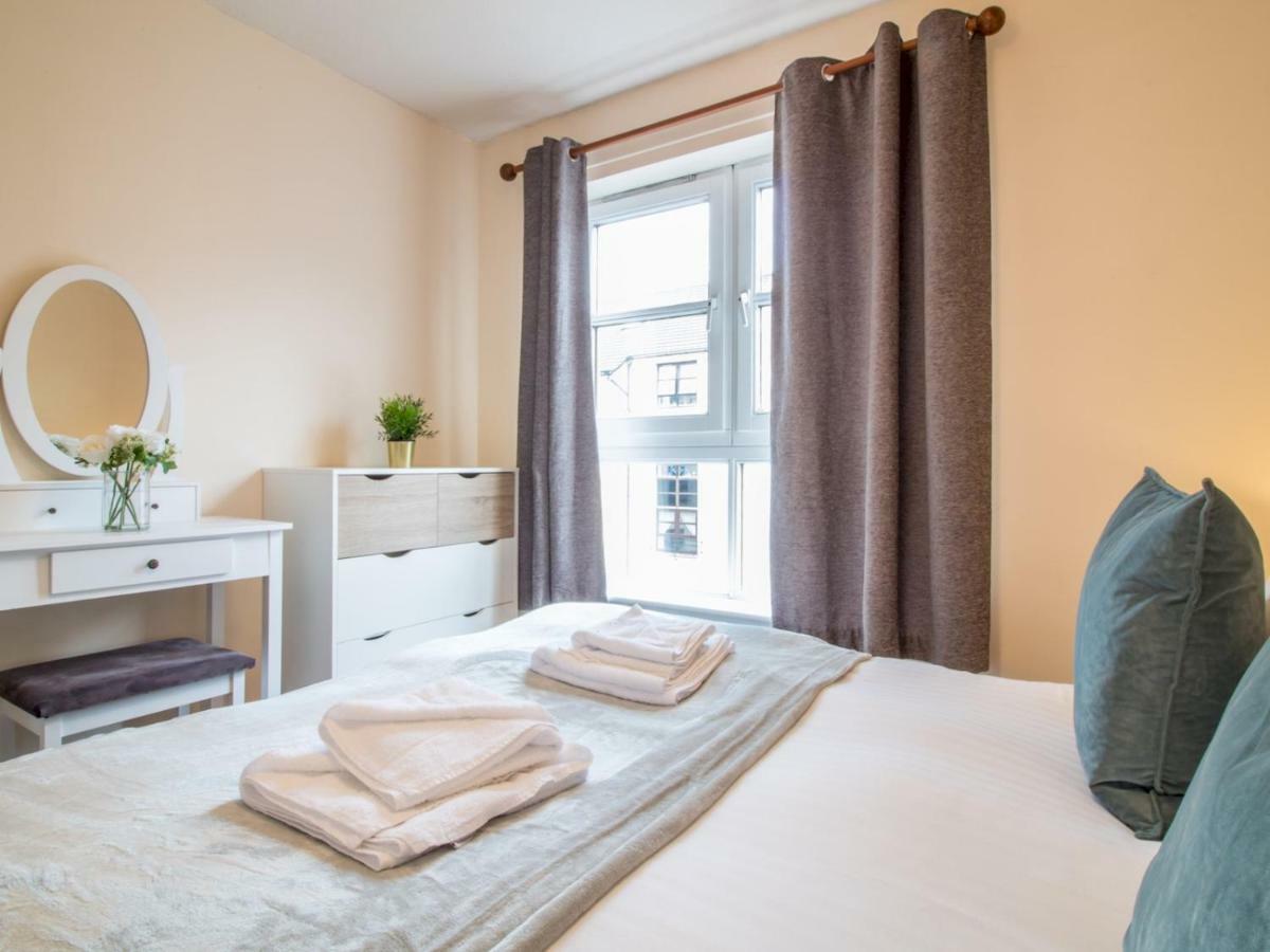 Bright & Tranquil Apartment Near City Centre With Free Parking! Edinburgh Eksteriør bilde